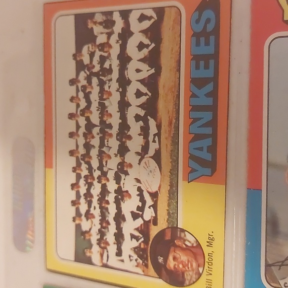 1975 Topps New York Yankees Trading Cards - Picture 1 of 12